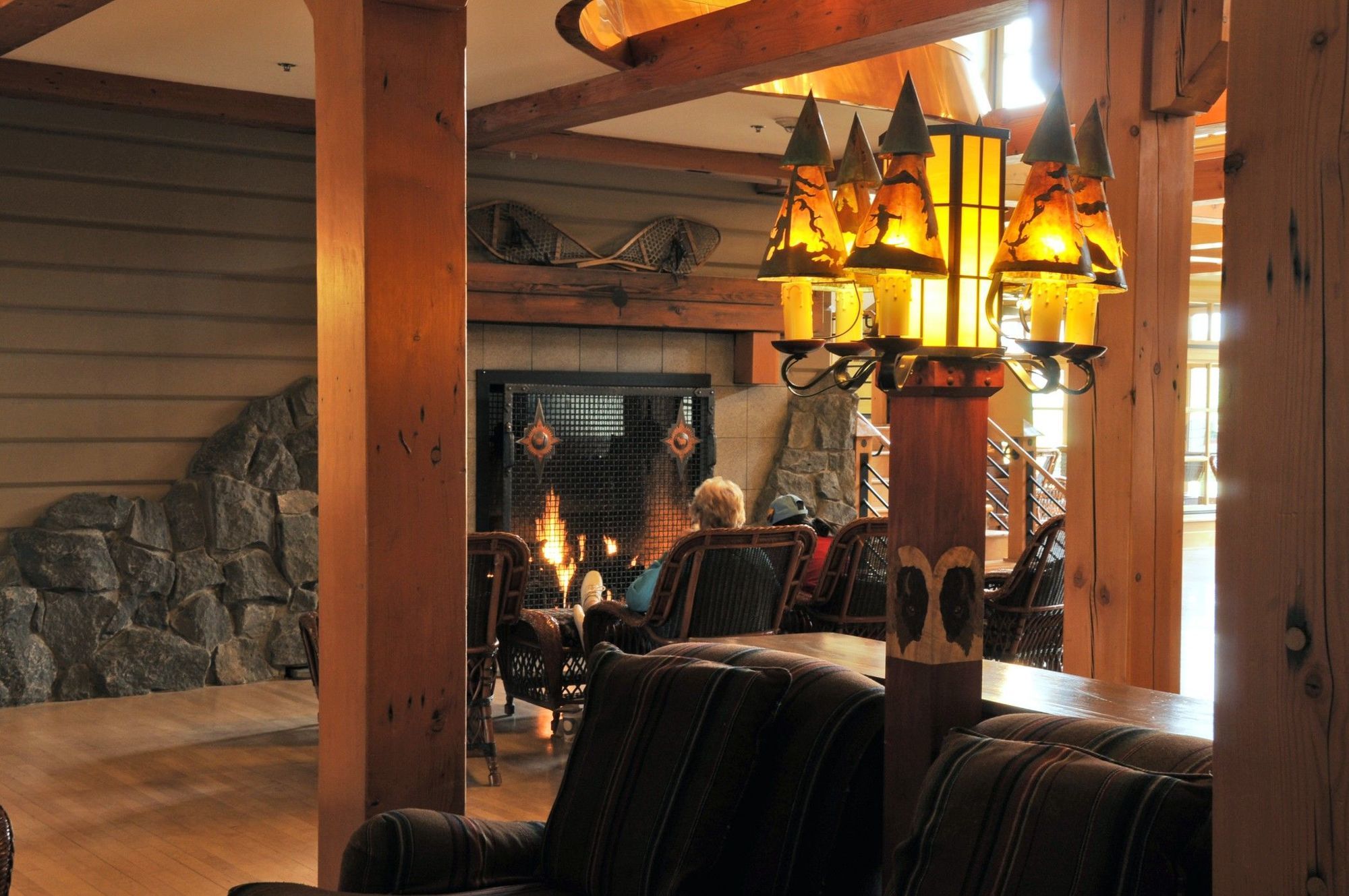 Old Faithful Snow Lodge Exterior photo